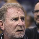  Robert Sarver musí zaplatiť pokutu 10 miliónov amerických dolárov. 