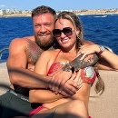 Conor McGregor so snúbenicou Dee Devin si užívajú dovolenku na Malorke. 