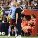 Erling Haaland a tréner Pep Guardiola.