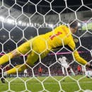 Davies nepremenil pokutový kop v zápase proti Belgicku.