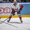 Na snímke zľava Rastislav Gašpar (Banská Bystrica) a William Rapuzzi (Slovan) počas 25. kola hokejovej Tipos extraligy HC Slovan Bratislava - HC '05 Banská Bystrica.