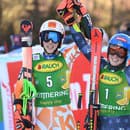Na snímke zľava druhá slovenská lyžiarka Petra Vlhová, víťazná Američanka Mikaela Shiffrinová a tretia Marta Bassinová z Talianska po 2. kole obrovského slalomu žien Svetového pohára v alpskom lyžovaní v rakúskom Semmeringu.