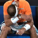 Na snímke španielsky tenista Rafael Nadal neobháji titul v mužskej dvojhre na grandslamovom turnaji Australian Open.