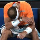 Na snímke španielsky tenista Rafael Nadal neobháji titul v mužskej dvojhre na grandslamovom turnaji Australian Open.