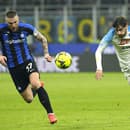 Milan Škriniar (Inter) v súboji.