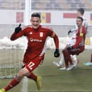 Na snímke gólová radosť Róberta Polievku z Banskej Bystrice.