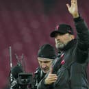Trénerovi Jürgenovi Kloppovi z Liverpoolu spadol po víťazstve vo futbalovom Merseyside derby kameň zo srdca.