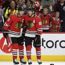 Jonathan Toews (vľavo) a Patrick Kane.