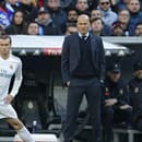 Francúz Zinedine Zidane by sa údajne po tretí raz mohol stať hlavným trénerom futbalistov španielskeho klubu Real Madrid. 