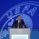 Slovinec Aleksander Čeferin pokračuje na poste prezidenta Európskej futbalovej únie (UEFA).