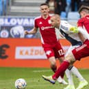 Zľava Róbert Polievka (Banská Bystrica), Vladimír Weiss ml. (Slovan) a Marián Pišoja (Banská Bystrica).