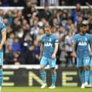 Hráči Tottenhamu po zahanbujúcej prehre na pôde Newcastle.