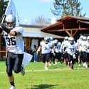 Klub amerického futbalu Nitra Knights má za sebou víťaznú generálku pred prvým duelom na Štadióne pod Zoborom v Nitre, ktorý pôvodne patril výhradne futbalistom.