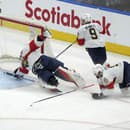 Matthew Knies strelil svoj premiérový gól v NHL.
