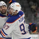 Evan Bouchard a Connor McDavid majú skvelú formu.