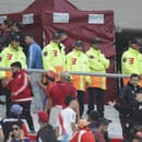 Na štadióne River Plate zomrel fanúšik po páde z tribúny.