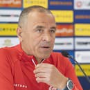 Na snímke tréner slovenskej futbalovej reprezentácie Francesco Calzona počas tlačovej konferencie v Senci.