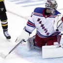 Slovenský hokejový brankár Jaroslav Halák v drese New York Rangers.