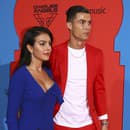 Futbalista Cristiano Ronaldo s priateľkou Georginou. 