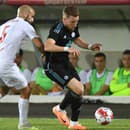 Lucas Lovat z ŠK Slovan Bratislava a Dario Čanadjija z Mostaru.