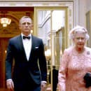Ceremoniál na Seine by mal dať zabudnúť na Jamesa Bonda a kráľovnú z Londýna 2012.