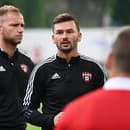 Na snímke tréner Spartaka Trnava Michal Gašparík počas tréningu pred zápasom 2. predkola Európskej konferenčnej ligy medzi FK Auda a FC Spartak Trnava. 