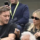 Francesco Totti aktuálne randí s Noemi Bocchi.