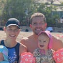 Caro a jej rodina, manžel - bývalý basketbalista NBA David Lee, a deti - synček James a dcéra Olivia.