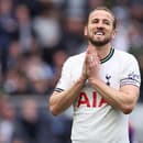 Tottenham Hotspur údajne akceptoval najnovšiu ponuku Bayernu Mníchov na prestup útočníka Harryho Kanea. 