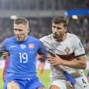 Na snímke zľava hráč Slovenska Juraj Kucka a hráč Portugalska Rubén Dias.