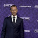 Slovinec Aleksander Čeferin pokračuje na poste prezidenta Európskej futbalovej únie (UEFA).