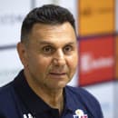Na snímke nový tréner HC Slovan Bratislava Vladimír Růžička.