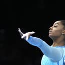 Americká gymnastka Simone Bilesová predviedla ako prvá žena na majstrovstvách sveta na preskoku takzvaného Jurčenka.