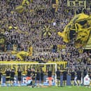 Futbalisti Borussie Dortmund ďakovali po záverečnom hvizde fanúšikom za skvelú atmosféru. 