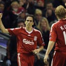 Izraelský futbalista Yossi Benayoun v minulosti hrával v Liverpoole po boku Martina Škrtela. 