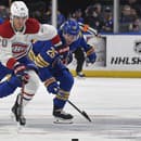 Juraj Slafkovský (Montreal) v zápase proti Buffalu.