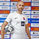 Martin Jurkemik reprezentuje Slovensko v malom futbale.