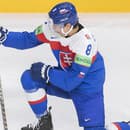 Na snímke slovenský hokejista Martin Chromiak sa teší po strelení gólu.