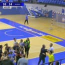 Zápas v srbskej lige hádzanárok sa zmenil na poriadny masaker.