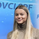 Slovenská plavkyňa Lillian Slušná s cenou pre najúspešnejšiu juniorku na vyhlásení najúspešnejších športovcov Slovenskej plaveckej federácie (SPF) za rok 2022. 