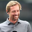 Legendárny anglický futbalista Peter Crouch.