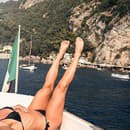 Talianka Sofia Goggiová ponúkla fanúšikom svoje vyšportované telo už viackrát.