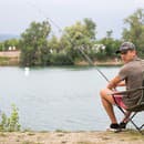 Slovenský hokejista počas leta chodí často na ryby na vajnorské jazero v Bratislave.
