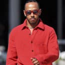 Lewis Hamilton bude od roku 2025 pôsobiť v tíme Ferrari.