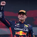 Začal tam, kde skončil: Verstappen ovládol úvodné preteky sezóny