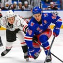 Slovenský útočník Filip Mešár v drese Kitchener Rangers.