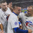 Postupová radosť Slovenska na ME 2024, zľava Milan Škriniar, Róbert Mak a tréner Slovenska Francesco Calzona.