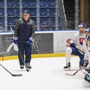 Na neoficiálnom kempe pred štartom MS, ktorý odštartoval v utorok v Bratislave, sa hráči z KHL neobjavili.