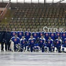 Slovenská hokejová reprezentácia počas fototermínu pred štartom prvého týždňa prípravy na svetový šampionát.