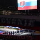 Na snímke slovenská reprezentácia počas nástupu v prípravnom zápase pred MS 2024 v hokeji Slovensko - Česko.